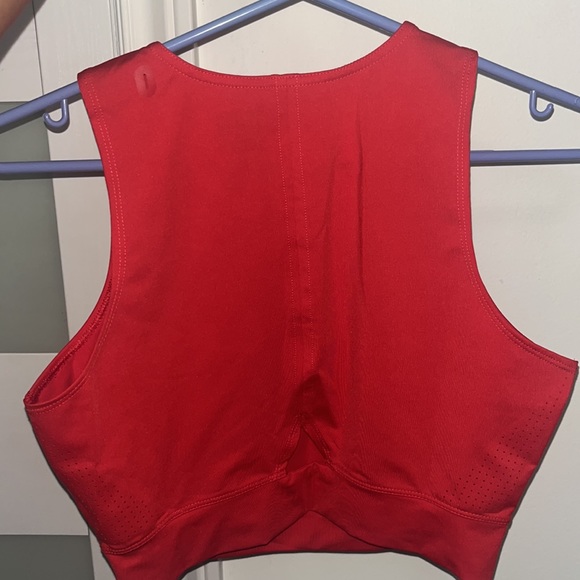 Fila Activewear top - Picture 2 of 2